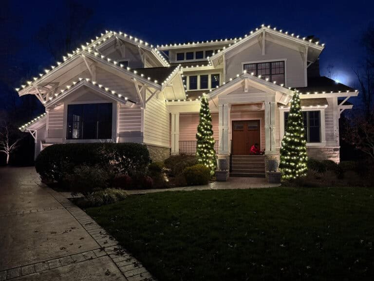 Beautiful residential home decorated for the holidays by alpha exterior solutions
